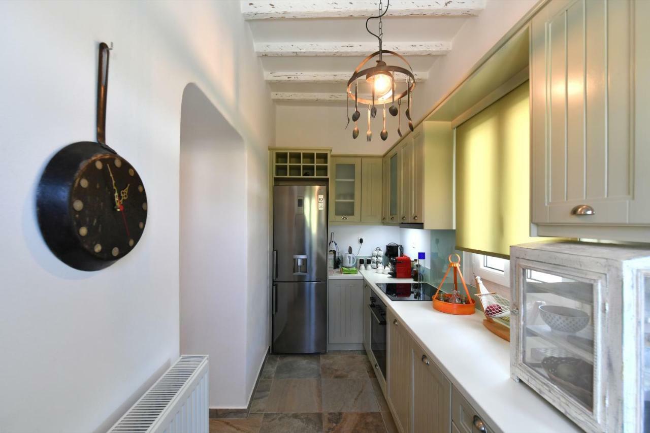 Patriko Family House Villa อลิกิ ภายนอก รูปภาพ